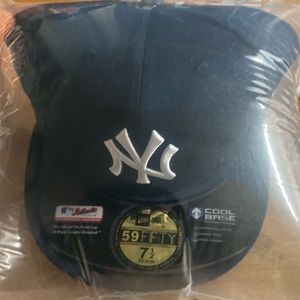 New York Yankees New Era On Field Fitted Hat size 7 1/2🧢